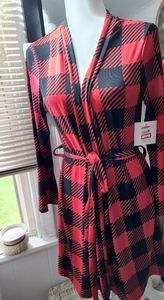 Medium sized light material robe